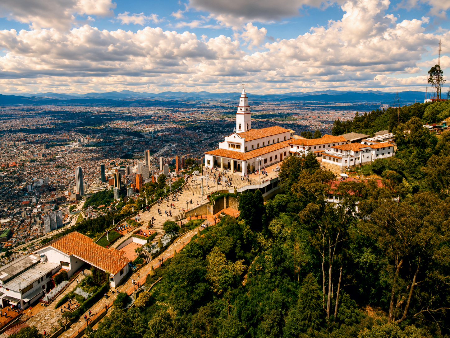 Widok na Bogotę i kościół na wzgórzu Monserrate